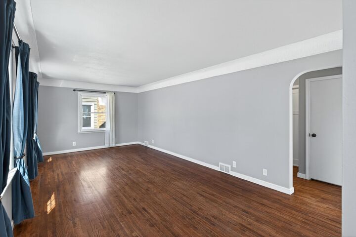 Property Photo: 2704 Zenith Avenue N MN 55422