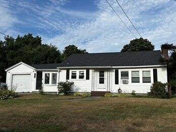 Property Photo:  400 Waverley Rd  MA 01845 