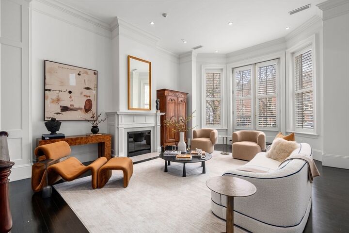 Property Photo: 17 Commonwealth Ave 1 MA 02116