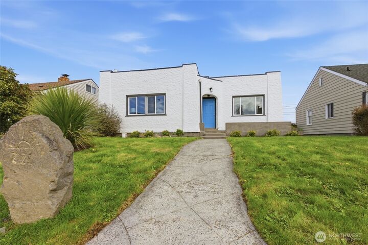 Property Photo:  221 S 57th Street  WA 98408 