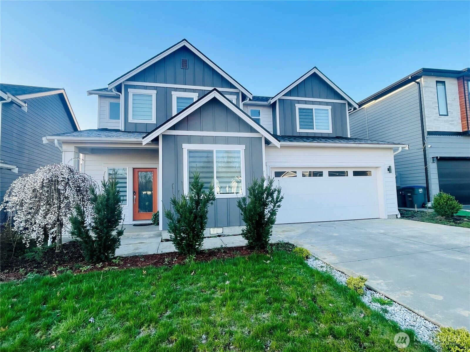 Property Photo:  2129  Lancaster Way  WA 98248 