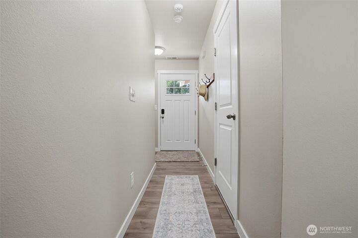 Property Photo:  7225 E Last Refuge Way  WA 98366 