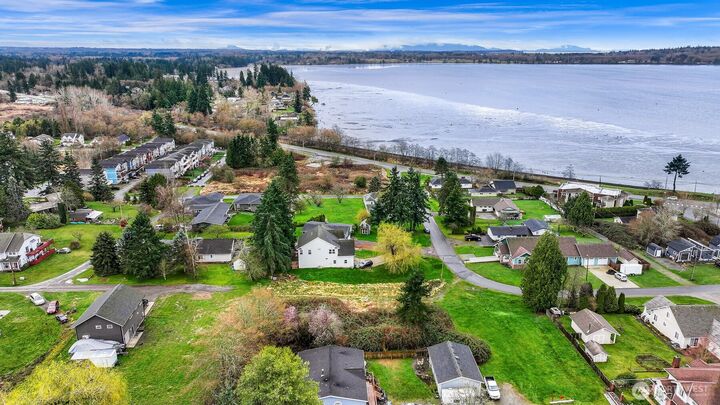 Property Photo:  932  Georgia Street  WA 98230 