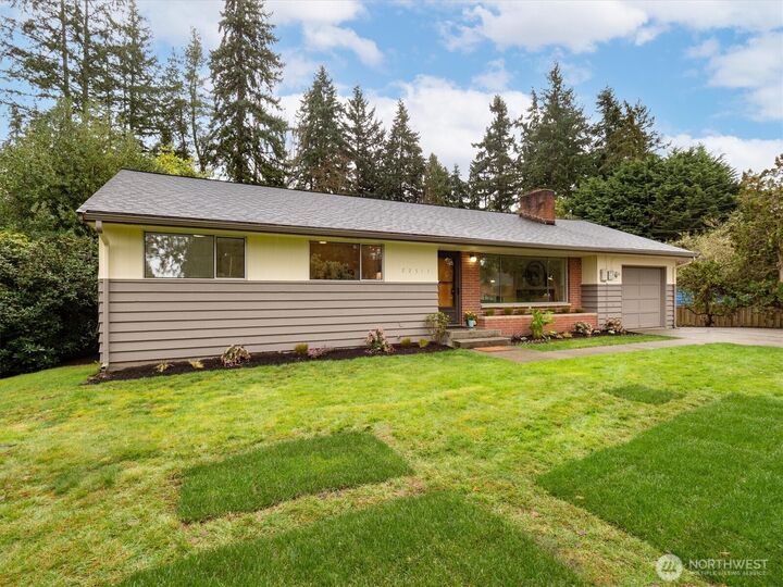 Property Photo:  22511  96th Avenue W  WA 98020 
