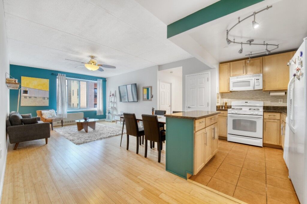 Property Photo:  837 Washington Avenue 5L  NY 10451 