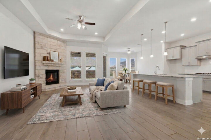 Property Photo:  416 Pyrmont  TX 78132 