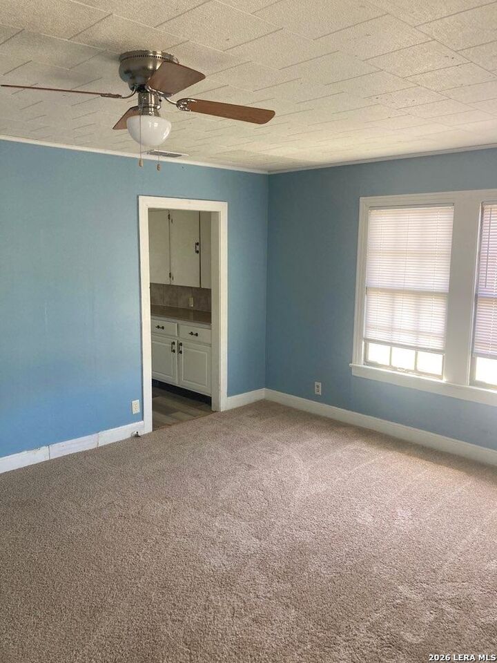 Property Photo: 2101 E Trinity TX 77901