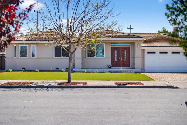 Property Photo:  5172 Selma Avenue  CA 94536 