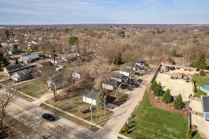 Property Photo:  826-850 Sharpes Court  WI 53511 