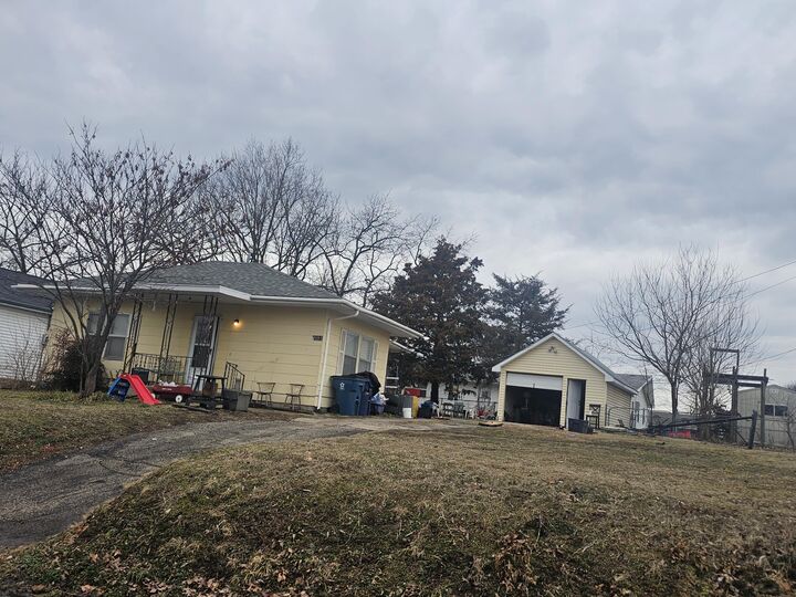 Property Photo:  2123 Trenton Street  MO 64801 