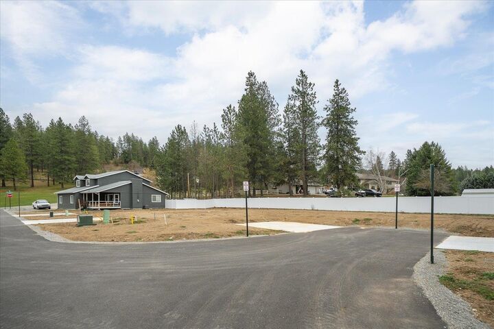 Property Photo:  4xxx E Darrell Ln Lot #3  WA 99037 