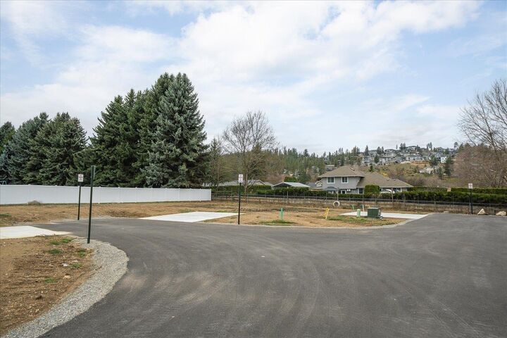 Property Photo:  4xxx E Darrell Ln Lot #5  WA 99037 