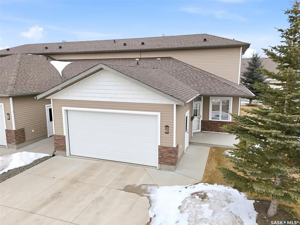 Property Photo: 100 Brooklyn Lane 31 SK S0K 0A1