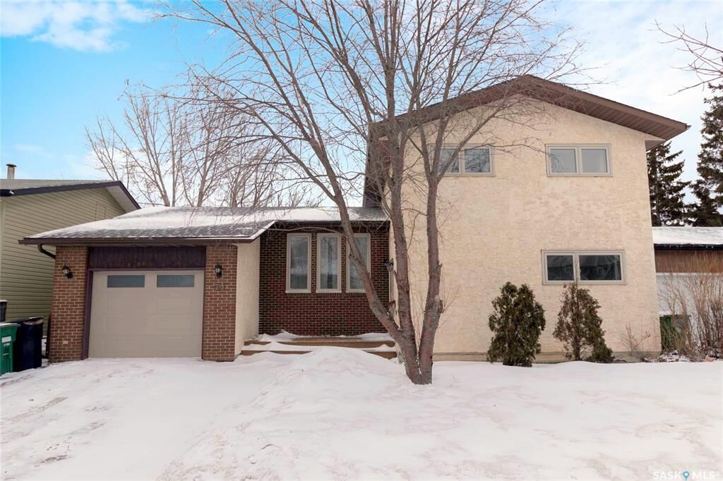Property Photo: 191 Meilicke Road SK S7K 5V5