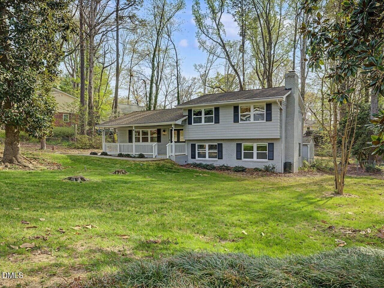 Property Photo: 1024 Tanglewood Drive NC 27511