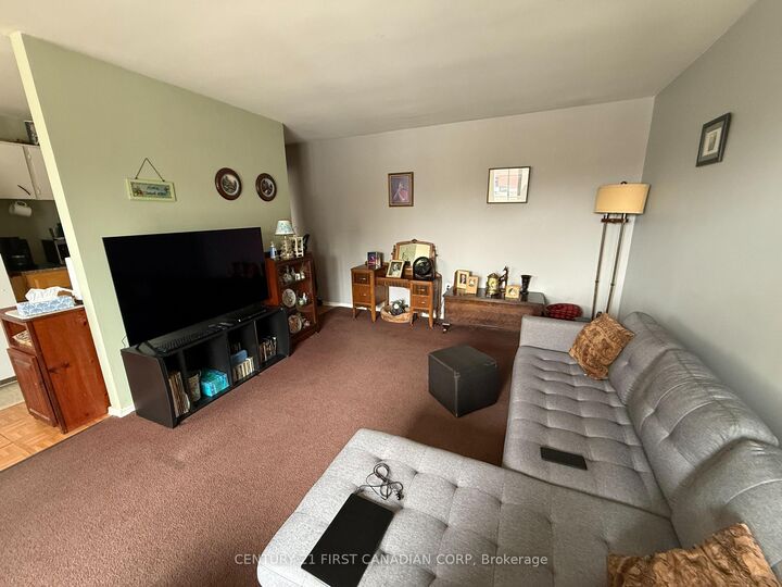 Property Photo:  1830 Dumont Street 304  ON N5W 2S1 