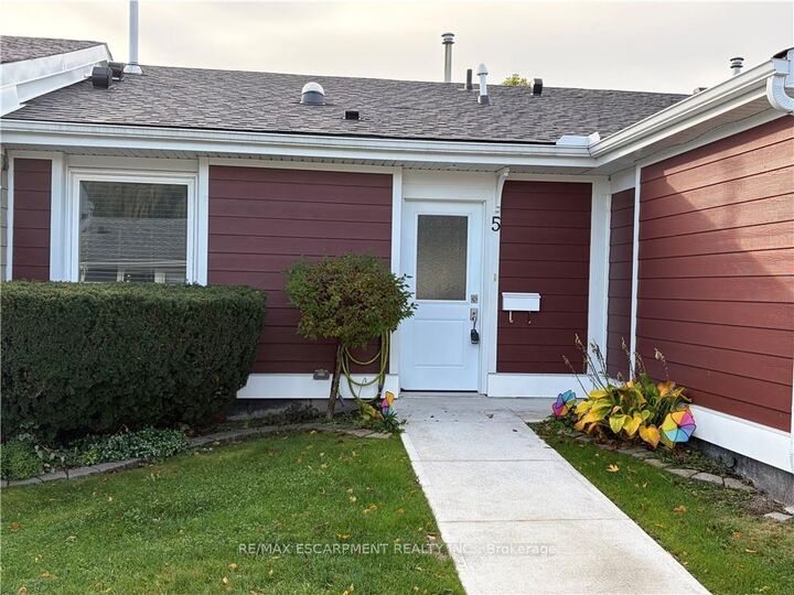 5 Jaczenko Terrace — photo 1