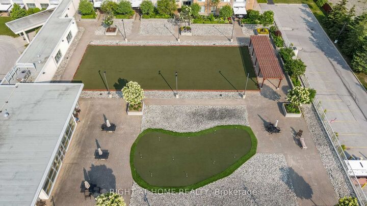 Property Photo: 90 Dean Avenue 312 ON L4N 0M3