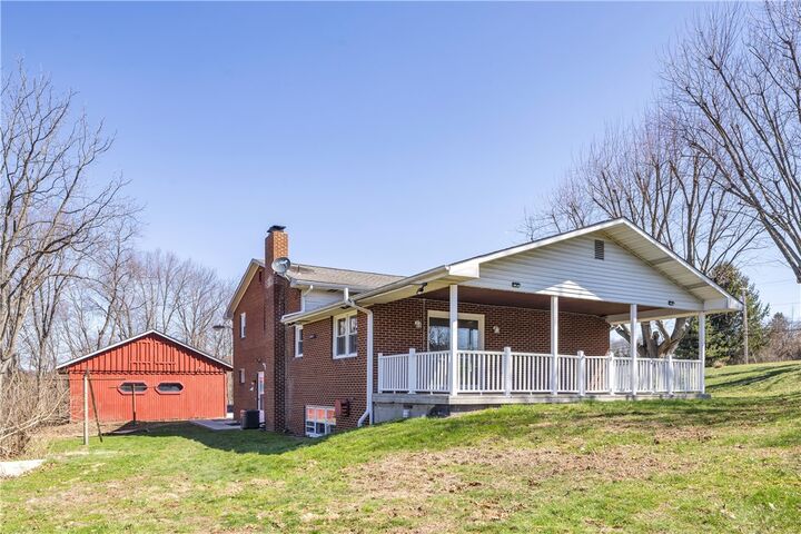 Property Photo:  1060 Pittsburgh Rd  PA 16059 