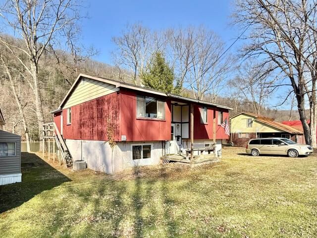 Property Photo:  106 Tippy Lane  PA 16351 