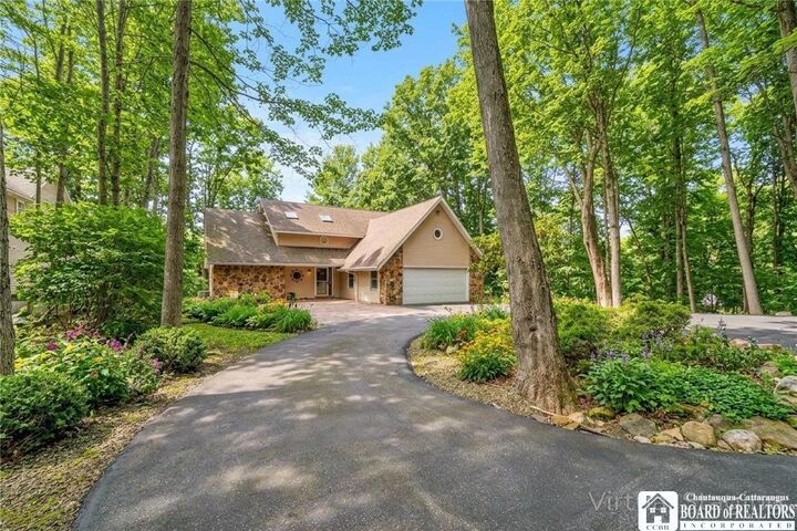 Property Photo:  5464 Crestwood Road  NY 14712 