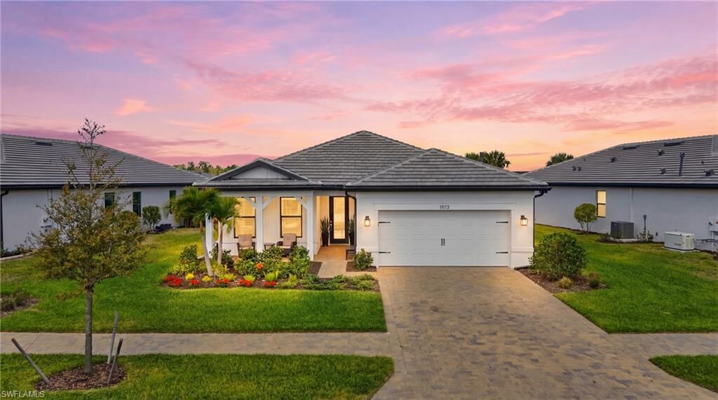 Property Photo: 1973 Fresno Ave FL 34120