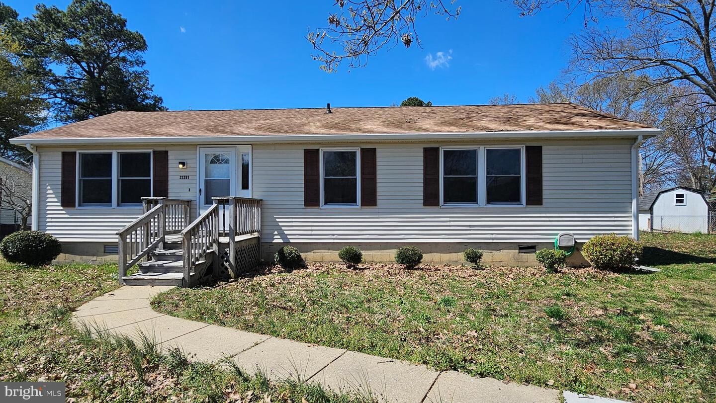 Property Photo:  22281 Nomoni Street  MD 20650 