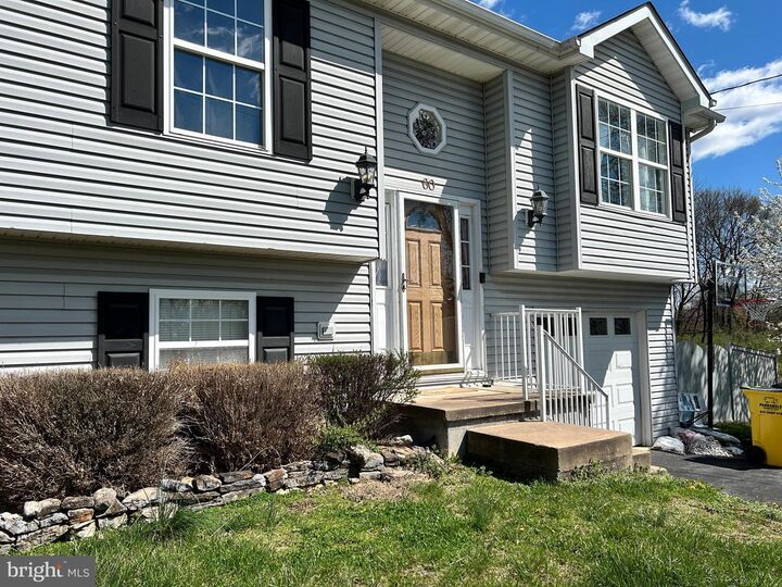 Property Photo:  60 Wendover Drive  WV 25413 