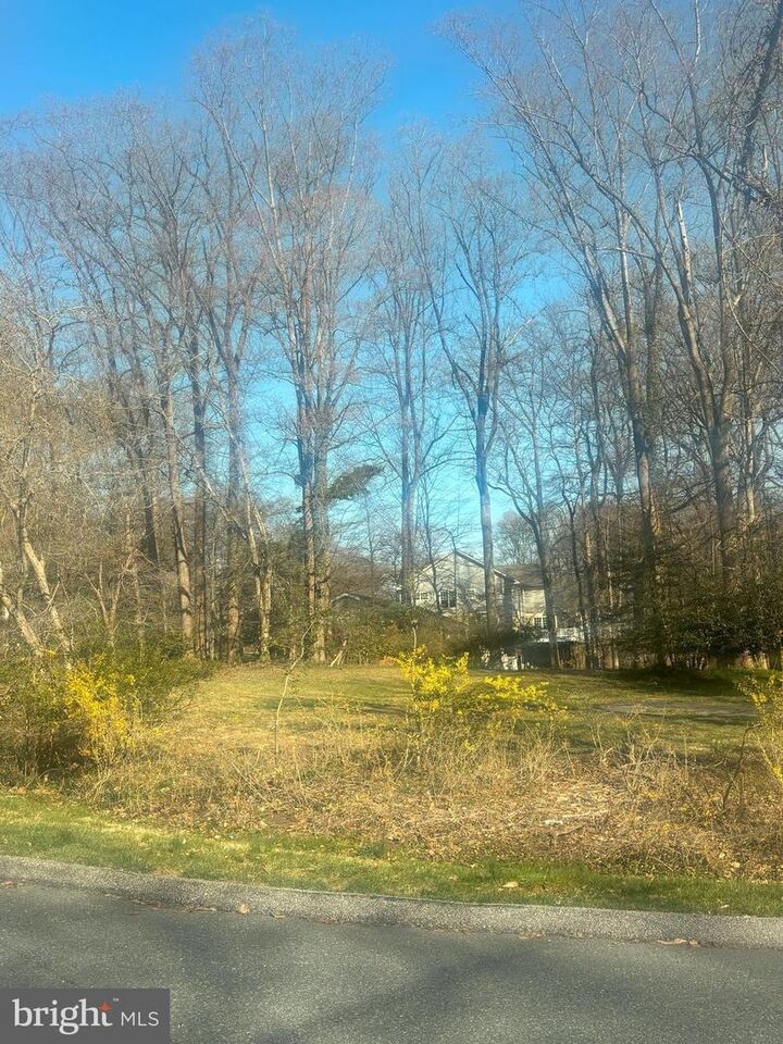 Property Photo: 9131 Hollyoak Drive MD 20817