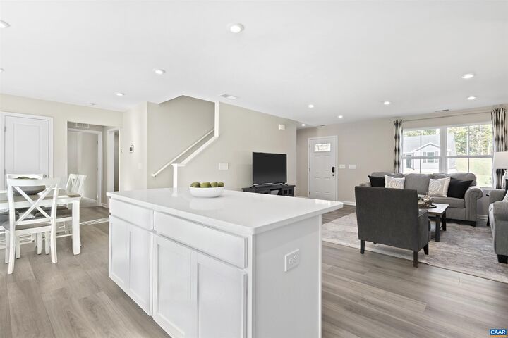 Property Photo:  335 Arches Ln  VA 22923 