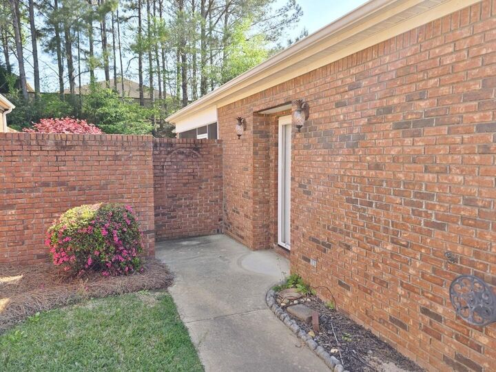 Property Photo: 223 Pinnacle Drive SC 29212