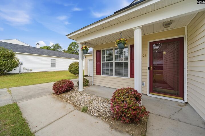 Property Photo:  304 Kingston Trace  SC 29229 