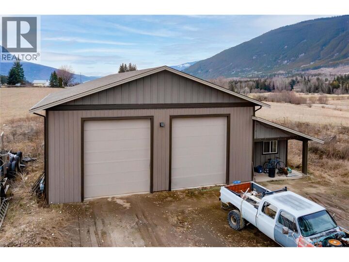 Property Photo: 5311 30 Avenue Northwest BC V1E 3A9