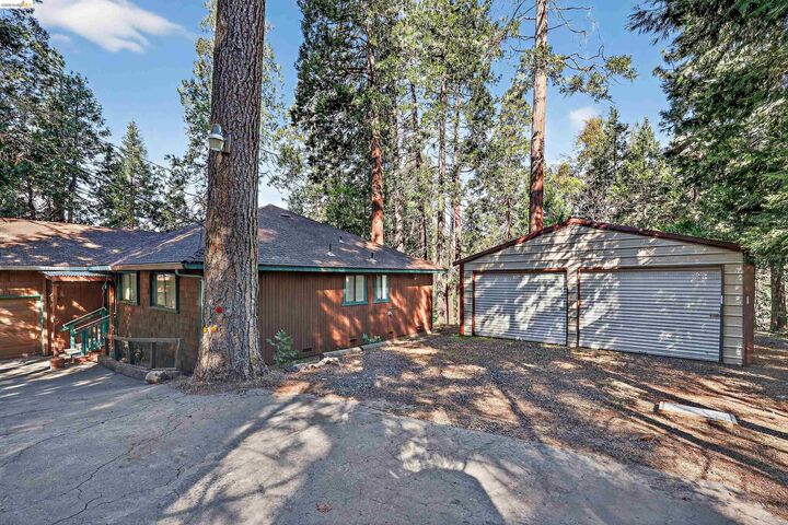 Property Photo:  19388 Poplar  CA 95383 