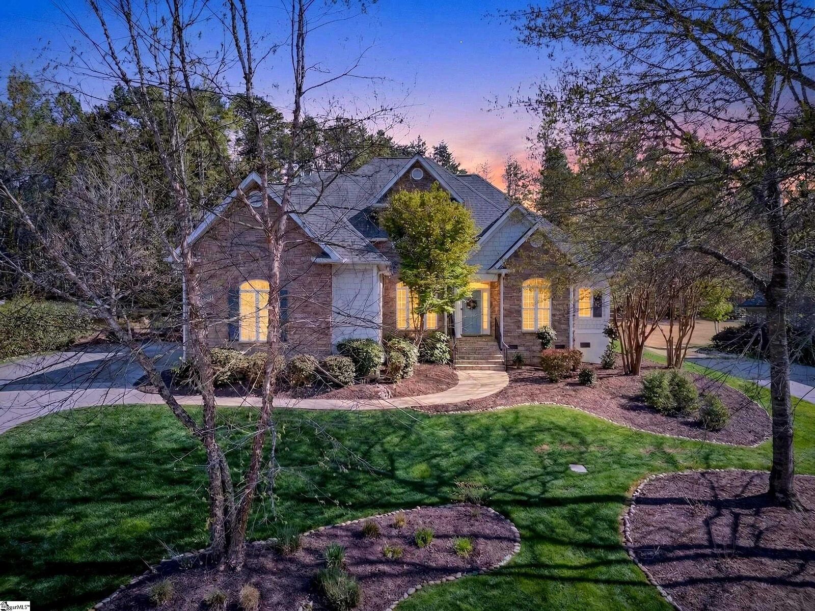 Property Photo:  717 Black Wolf Run  SC 29306 