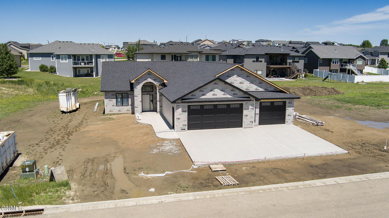 Property Photo:  4420 Marsh Hawk Drive  ND 58503 