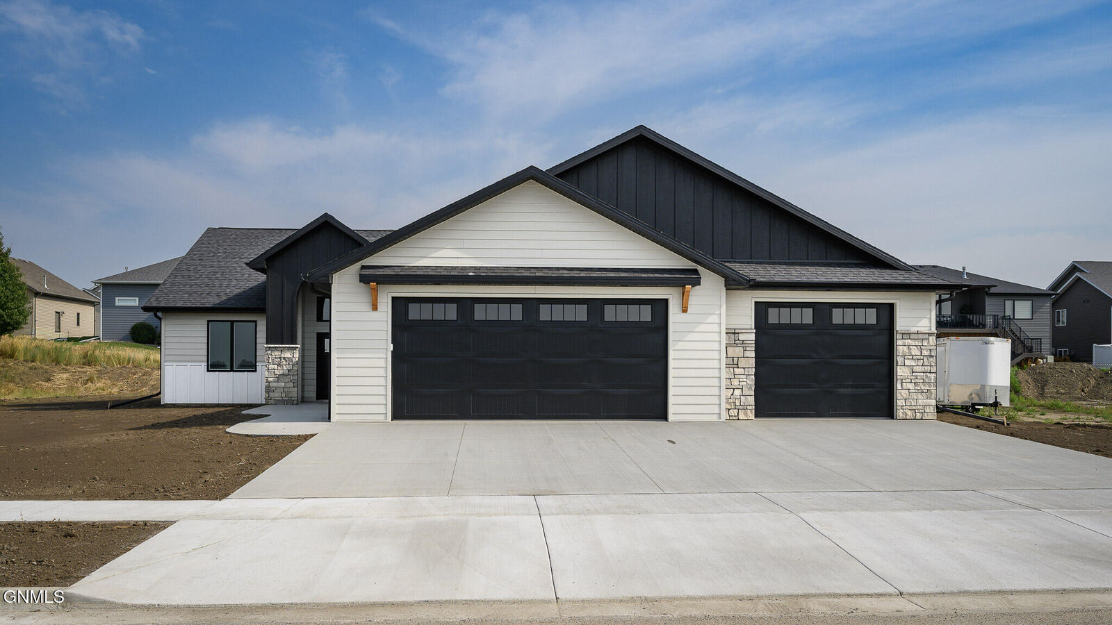 Property Photo:  4420 Marsh Hawk Drive  ND 58503 