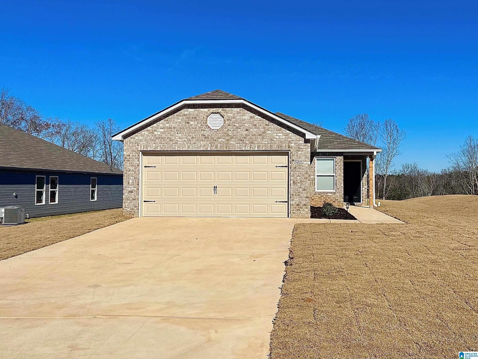 Property Photo: 935 Stagecoach Road AL 35085