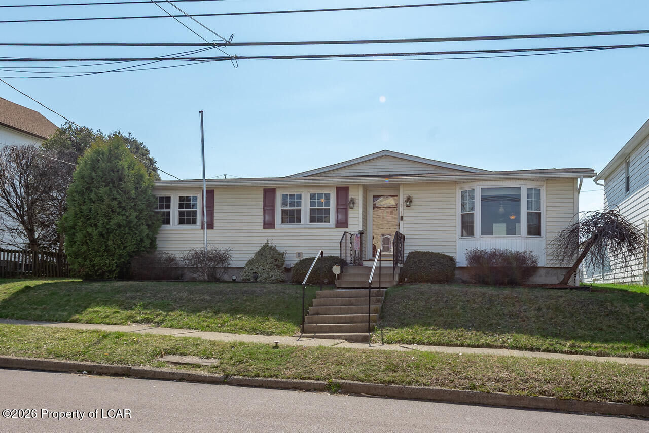 Property Photo:  319 E Grand Street  PA 18634 