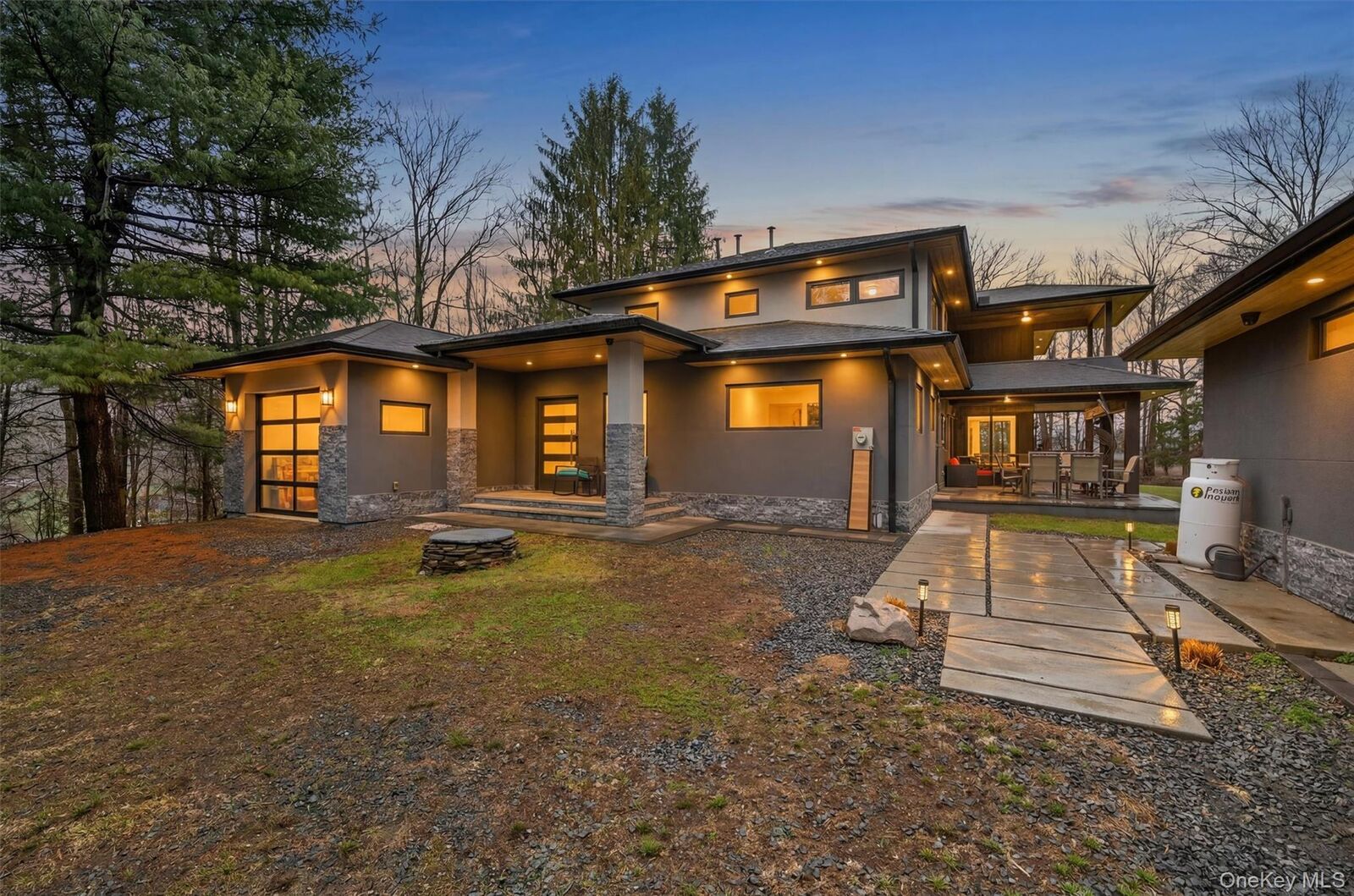 Property Photo:  41 Sand Hill Lane  NY 10921 