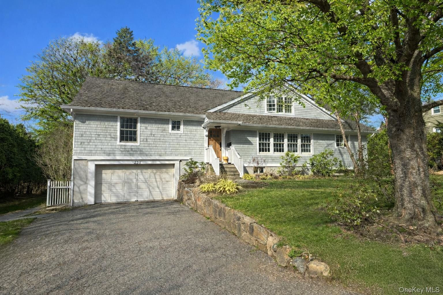 Property Photo: 225 S Barry Avenue Rent NY 10543