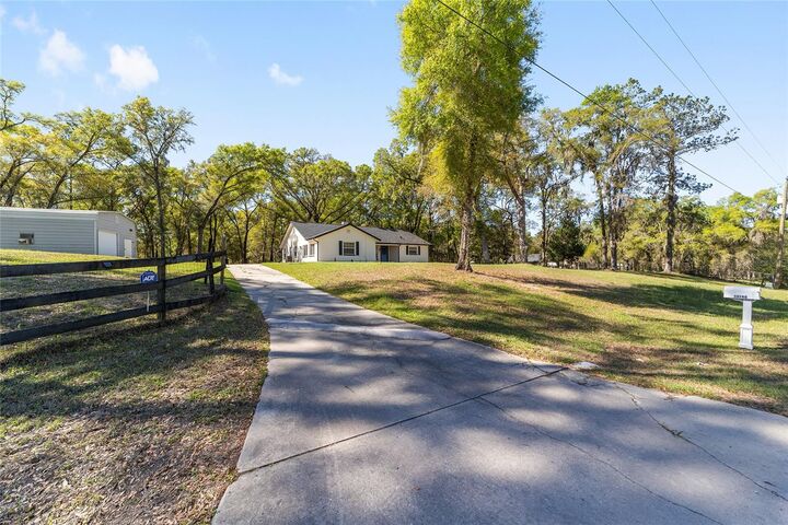 Property Photo: 13740 SW 49th Place FL 34481