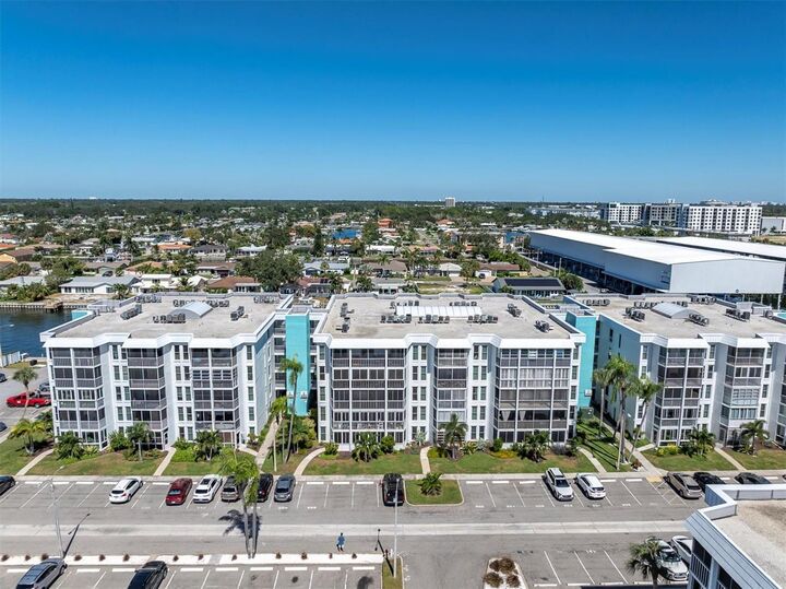 Property Photo:  4902 38th Way S 109  FL 33711 