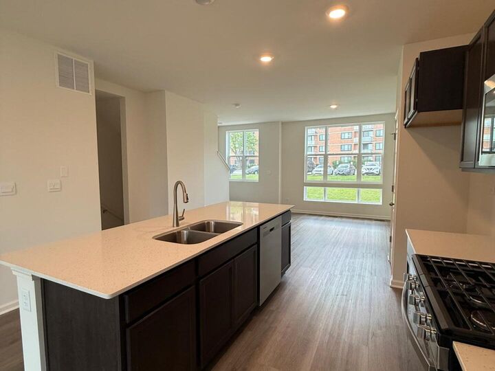 Property Photo: 347 Summit Circle IL 60148