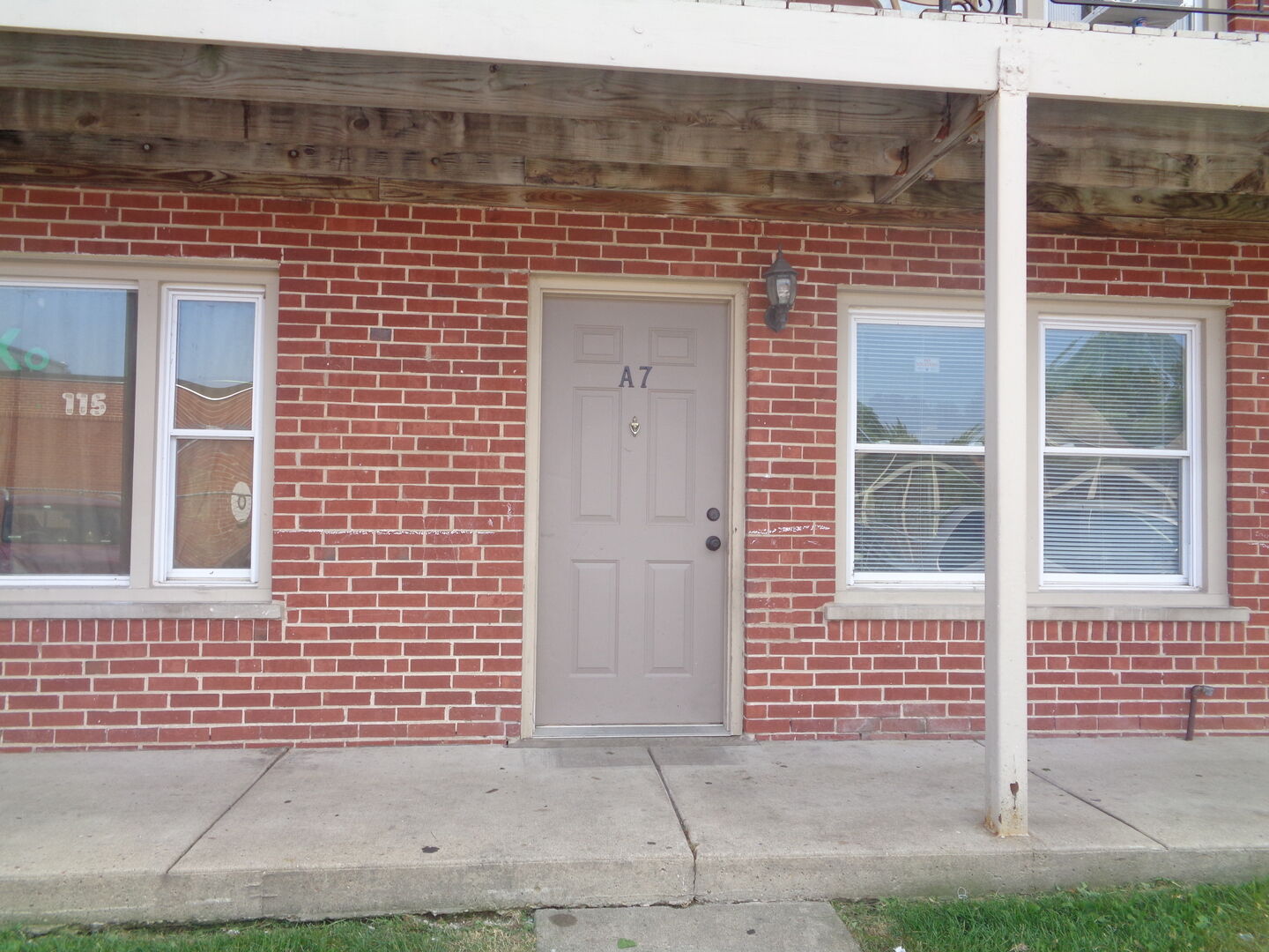 Property Photo:  1340 N Main Street A8  IL 60187 