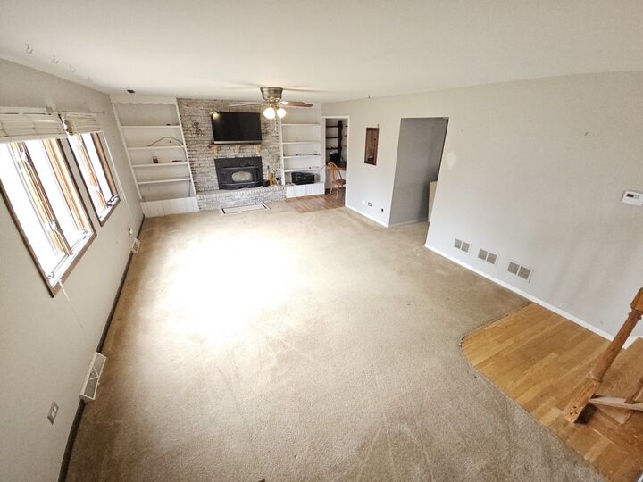 Property Photo:  26189 N Geraldine Lane  IL 60010 