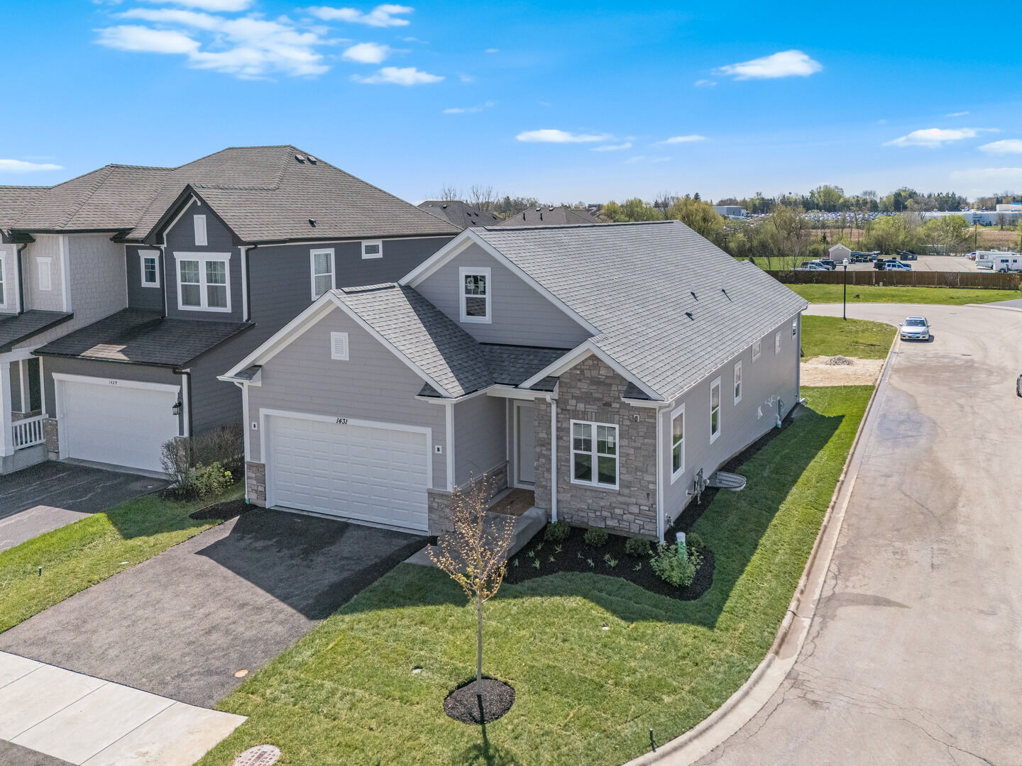 Property Photo:  1431 Somerset Place  IL 60010 