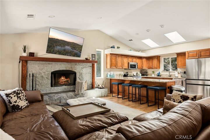 Property Photo:  434 Klamath Drive  CA 92352 