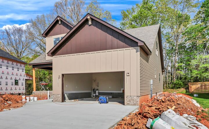 Property Photo:  349 Chase Dr  TN 37043 