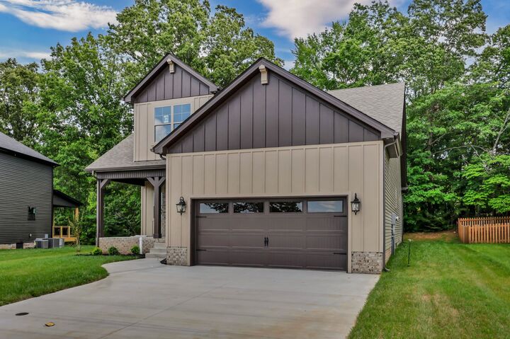 Property Photo: 349 Chase Dr TN 37043